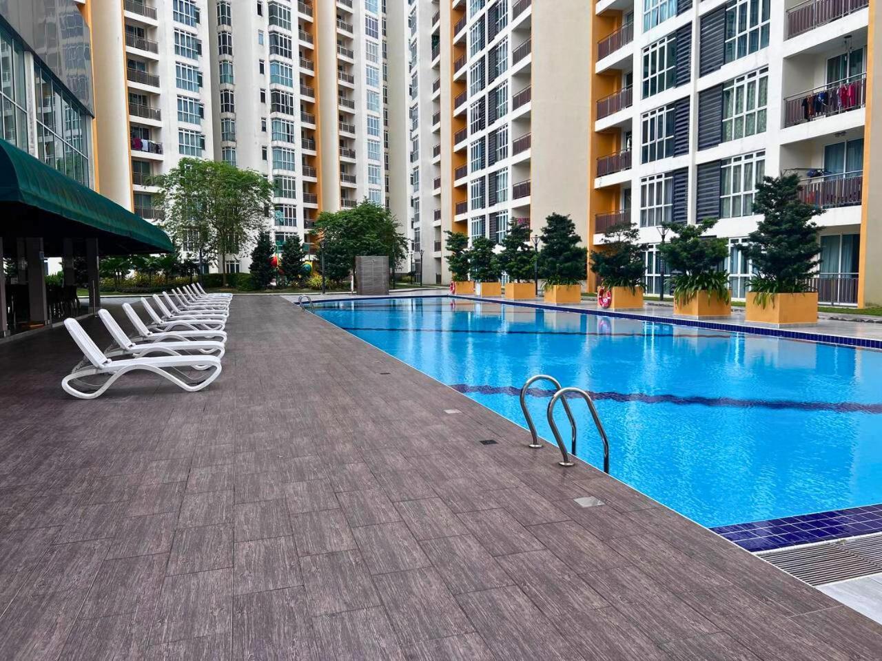 3bed Family House Ksl Taman Daya Pangsapuri Johor Bahru
